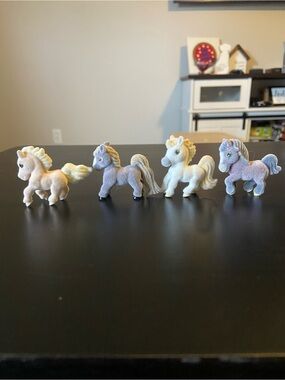 Pony in My Pocket Set (Flocked)
